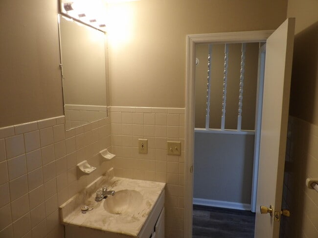 Building Photo - 432 Harrodsburg Ln