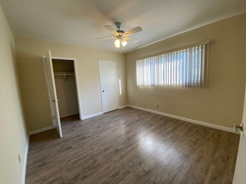 Building Photo - 241 E Alameda Ave