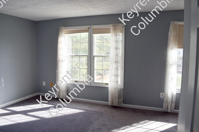 Building Photo - Peaceful Living in Southfield – Beautiful ...