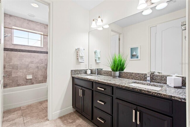 Building Photo - 10067 Mere Pkwy