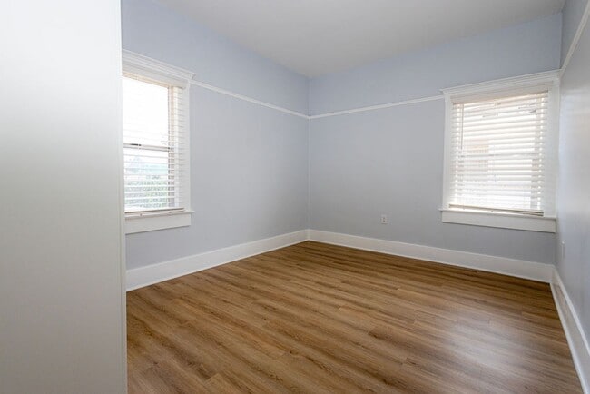 Building Photo - Fully Renovated Craftsman Home, 3-Bedroom,...