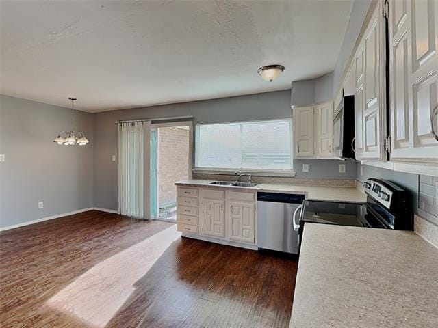 Building Photo - 7439 Oakmore Dr