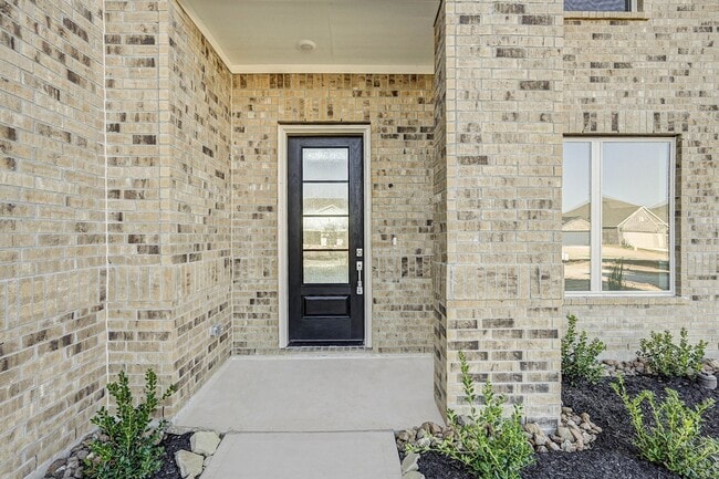 Building Photo - 2605 Mackinac Bay Dr