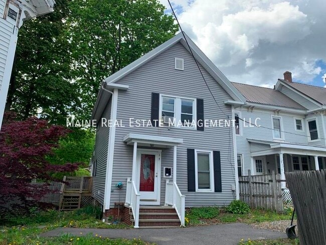 Building Photo - 13 6th St