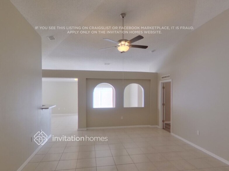 Building Photo - 12636 Lake Vista Dr