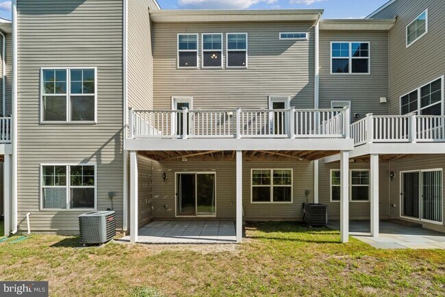 Building Photo - 8311 Amber Beacon Cir