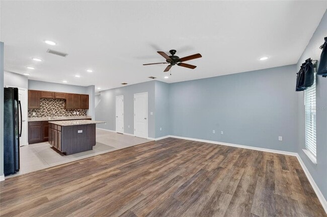 Building Photo - 3842 Hampstead Ln