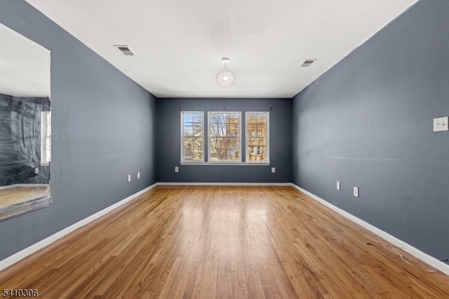 Building Photo - 457 Irvine Turner Blvd