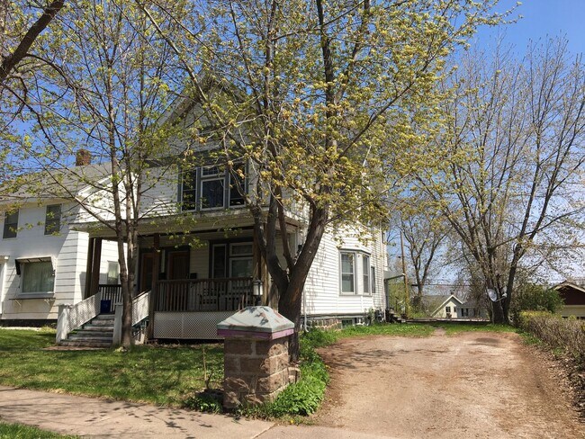 Building Photo - 1116 N Central Ave