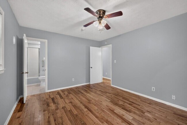 Building Photo - 4905 Annistown Rd