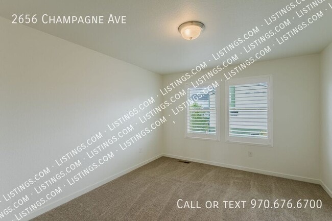 Building Photo - 2656 Champagne Ave