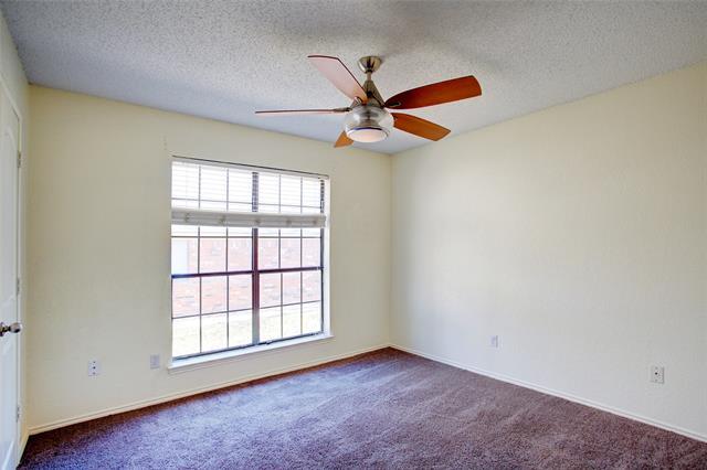 Building Photo - 10702 Tall Oak Dr