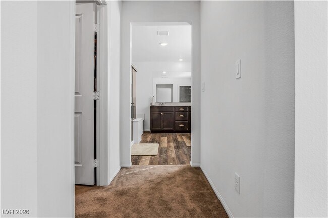 Building Photo - 10289 Massachusetts Ln