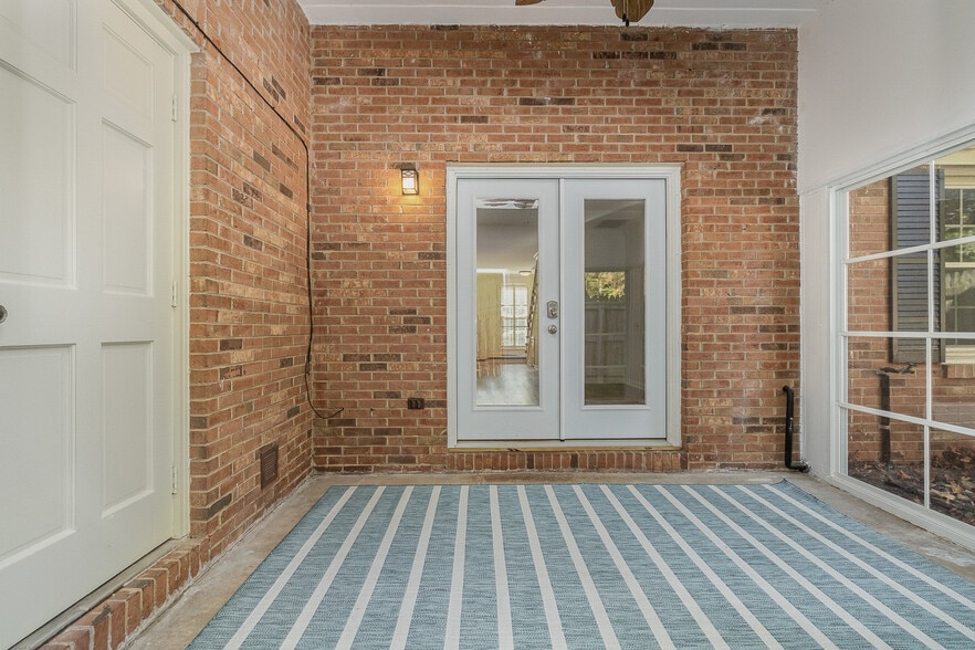 Building Photo - 9005 Nolley Ct