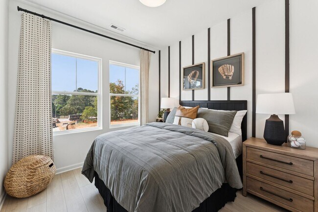 Building Photo - New Construction 4BD, 3.5BA End Unit Raleigh Townhome with Easy Access to Downtown Raleigh