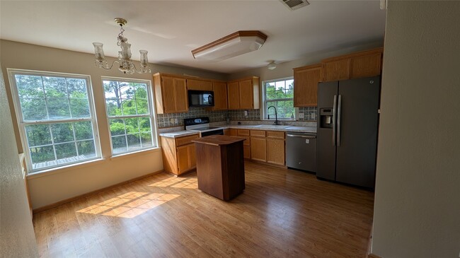 Building Photo - 2567 Avenue D