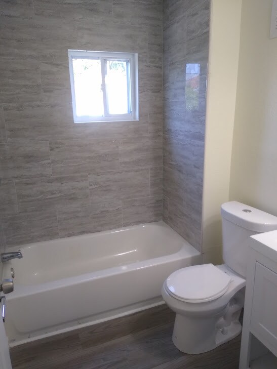 Building Photo - 907 Rugby St