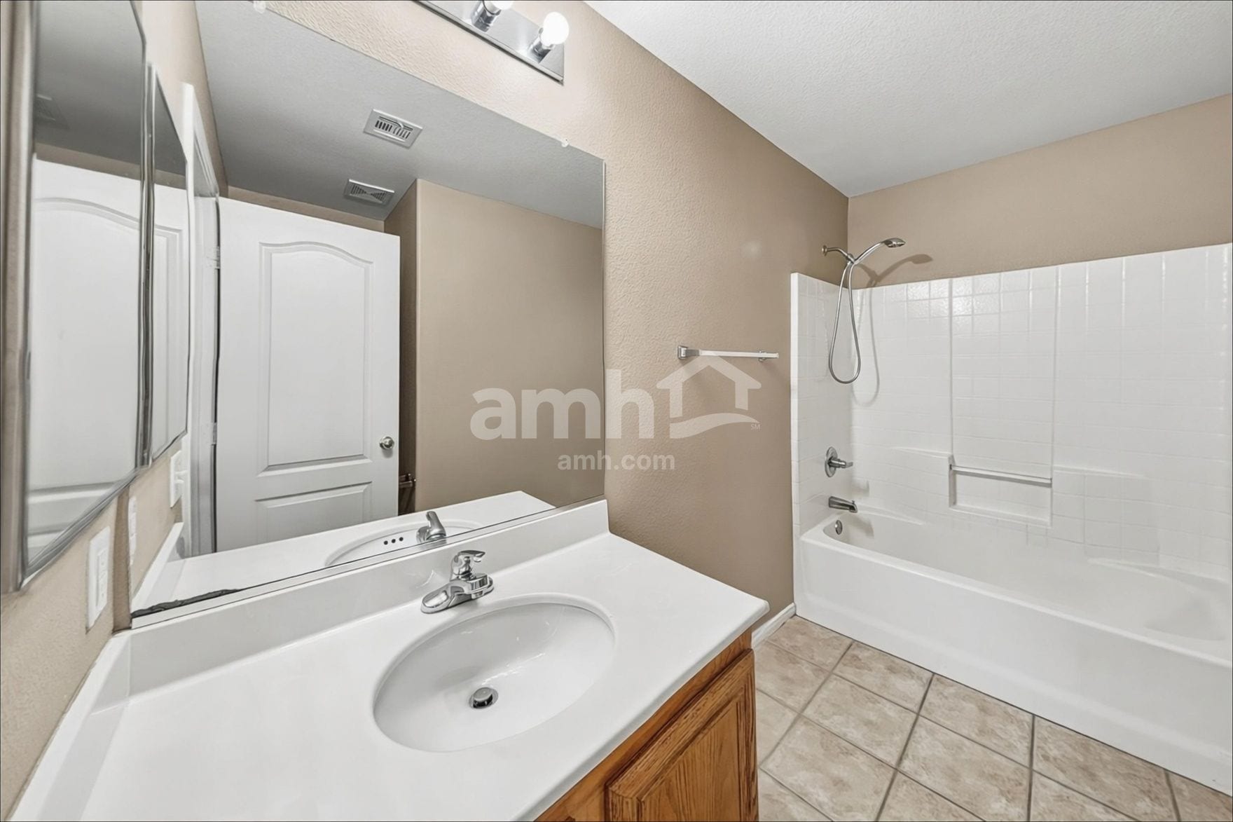 Building Photo - 3387 Antique Rose Dr