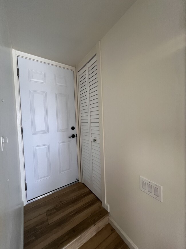 Building Photo - 1030 Aoloa Pl