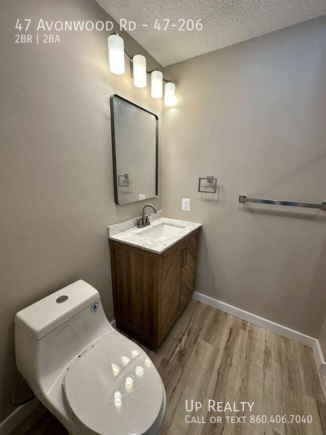 Building Photo - 47 Avonwood Rd