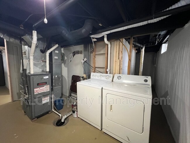 Building Photo - 2524 57th St