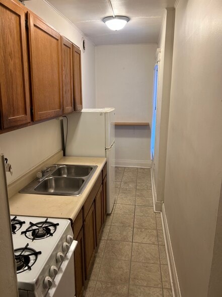 Building Photo - 25 Carroll St