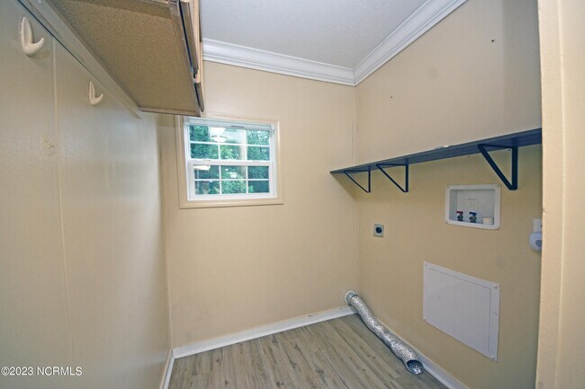 Building Photo - 158 State Rd 1319