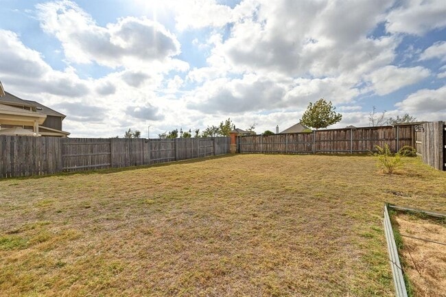 Building Photo - 446 Grace Lilly Dr