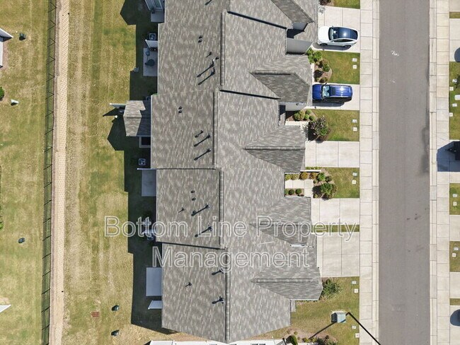 Building Photo - 1615 Glacier Dr