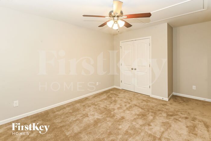 Building Photo - 4312 Staffordshire Ln