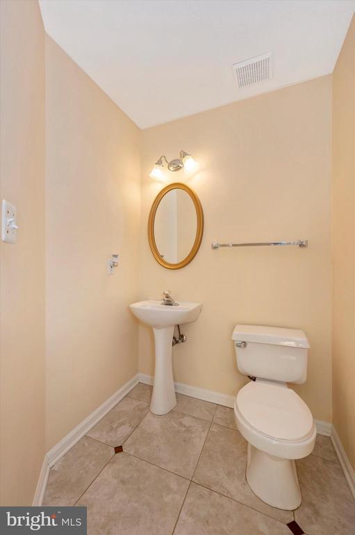 Building Photo - 6801 Fallard Place