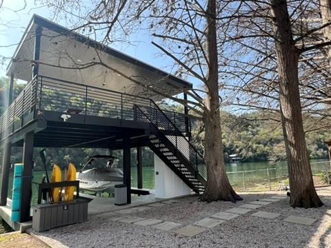 Building Photo - 2007 Manana St