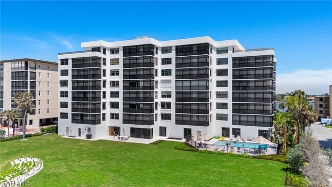 Building Photo - 9375 Gulf Shore Dr