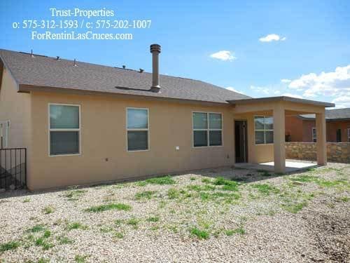 Building Photo - Great 3/2 off Sonoma Ranch / Los Colinas Area