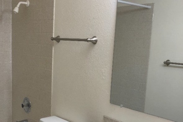 Bathroom - 11249 Greenwood Ave N