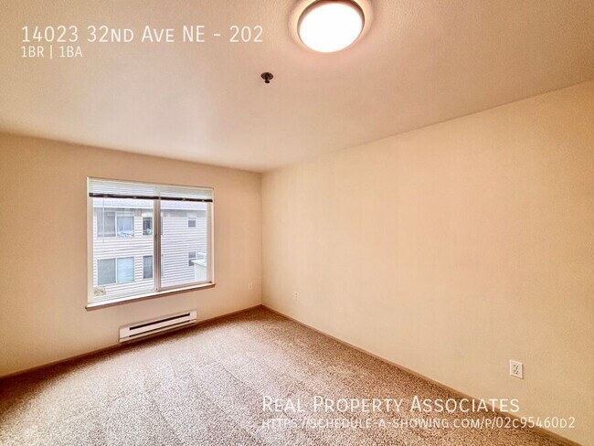 Building Photo - 14023 32nd Ave NE