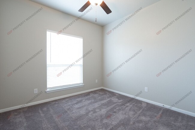 Building Photo - 600 Goates Rd