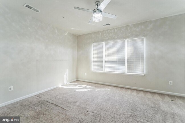 Building Photo - 3109 Potters Hill Rd