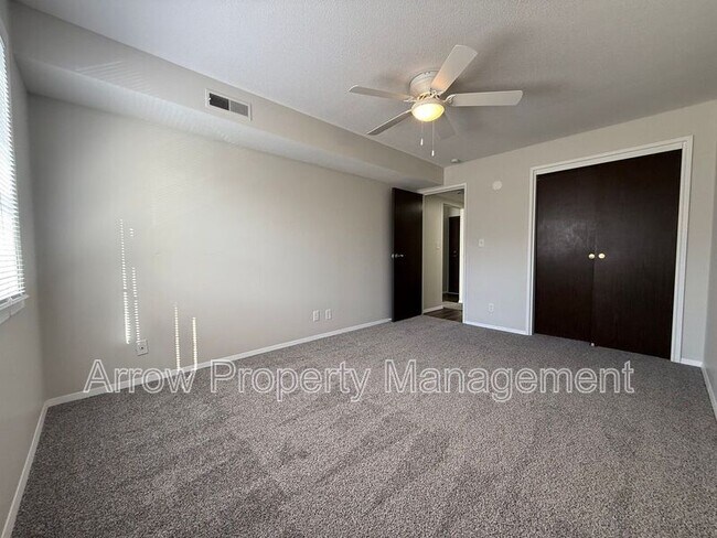 Building Photo - 649 S 18th St