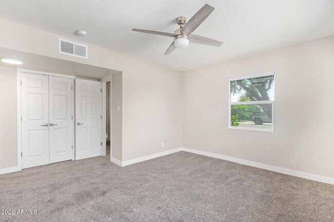 Building Photo - 2136 W Village Dr