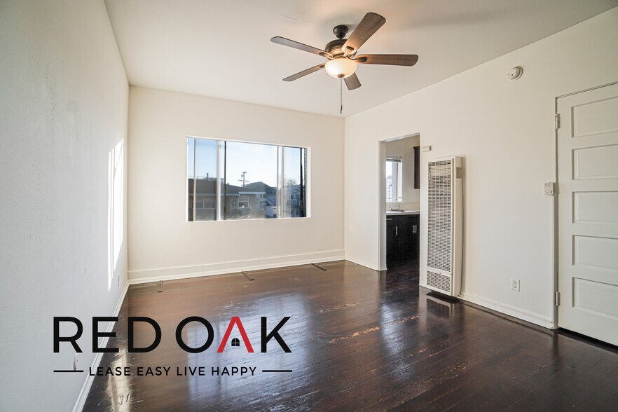 Building Photo - 1327 Magnolia Ave