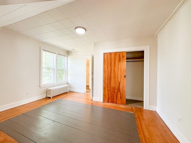 Building Photo - 1514 24th St