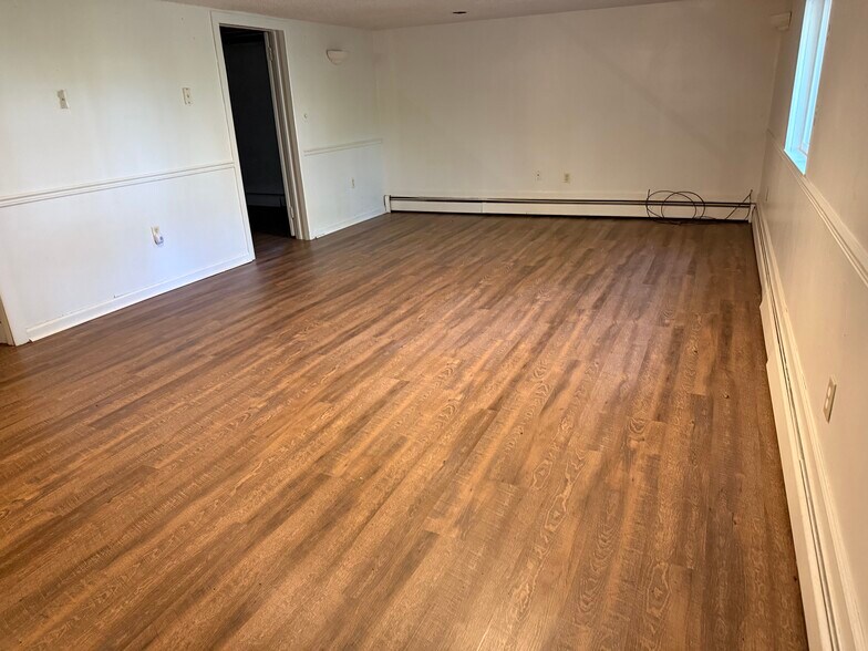 Building Photo - 6088 Church Rd