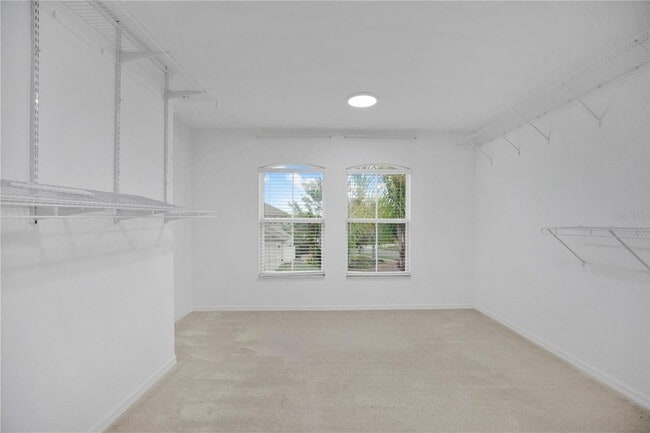 Building Photo - 2615 Lakemoor Dr