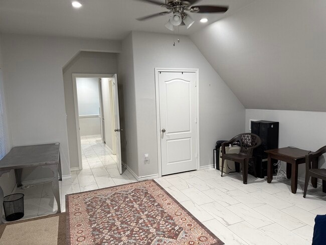 Building Photo - 739 Summit Springs Dr