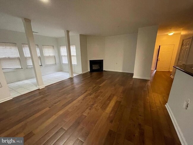 Building Photo - 3044 Irma Ct