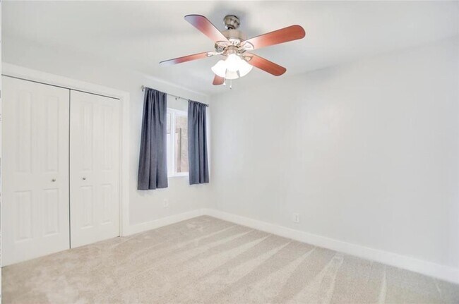 Building Photo - 8110 Ceberry Dr