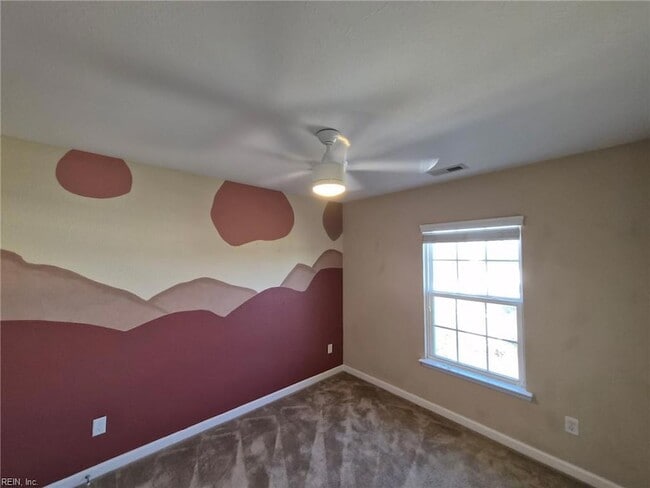 Building Photo - 279 Tigerlilly Dr