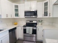 Building Photo - Beautiful 1 Bedroom Apartment in Orange