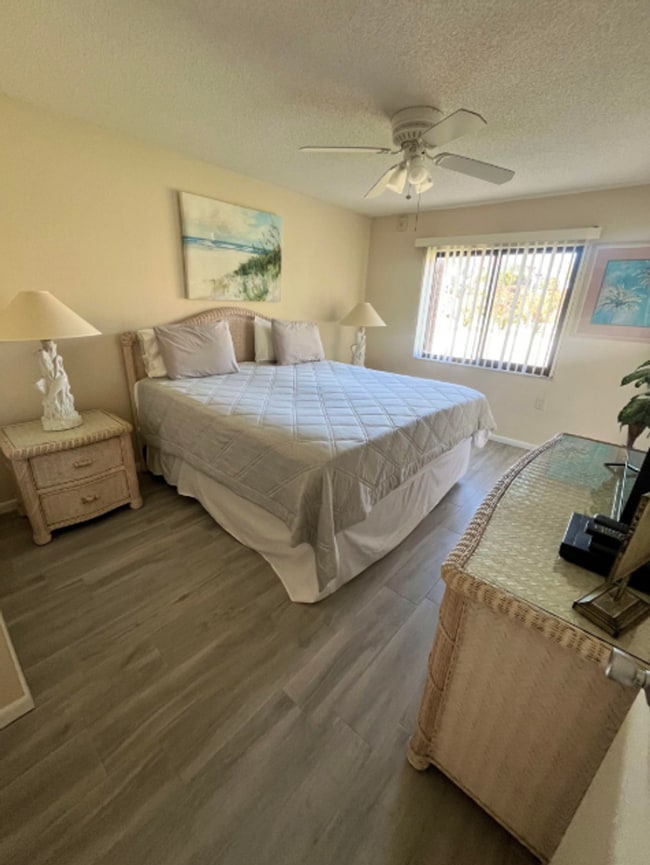 Building Photo - Beach Condo for Rent, AVAILABLE NOW!